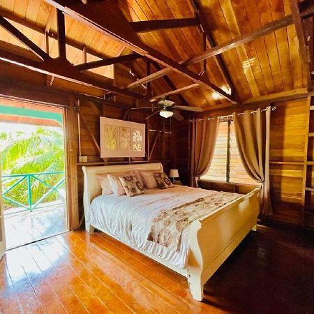 Villa Amaya Bocas del Toro Extérieur photo